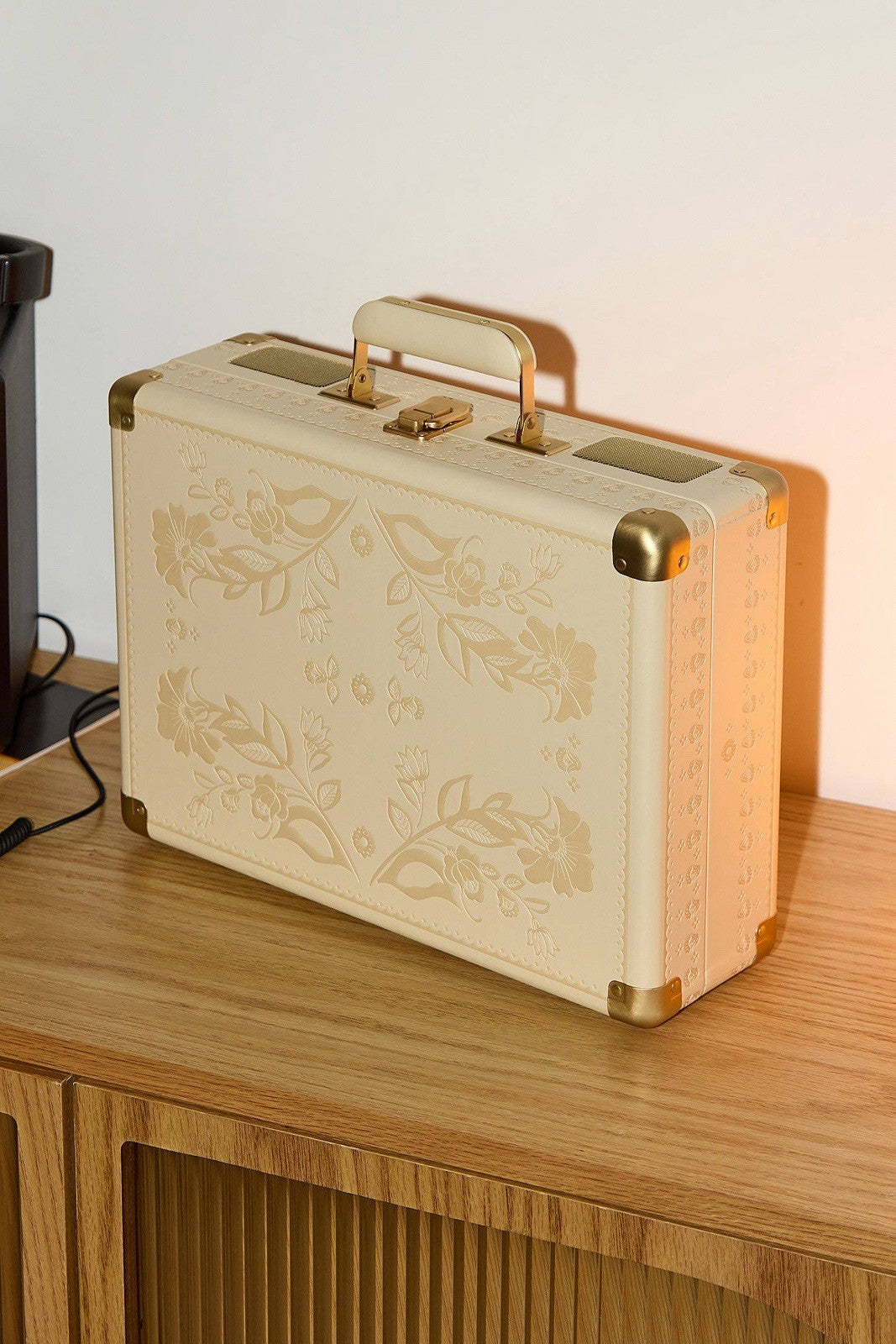 Cruiser Plus Portable 3 Speed Record Player / Turntable  / Folklore Floral